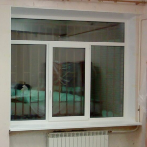 Трехстворчатое противопожарное окно с фрамугой / серия FRM1067